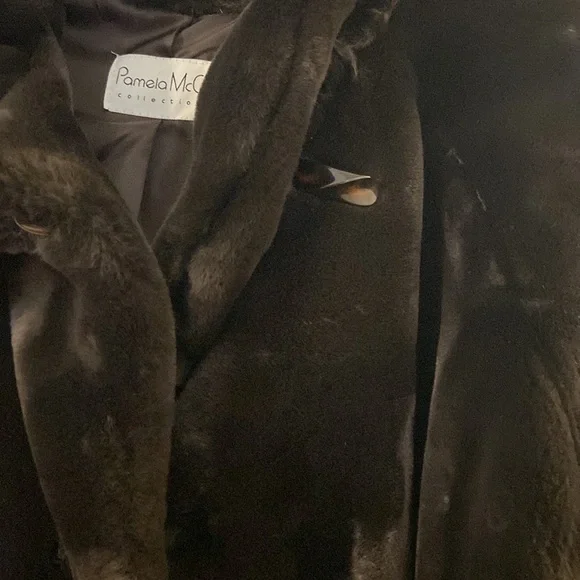 PamelaMcCoy Dark BrownFaux Fur LongCoat Size 1XNew with tags